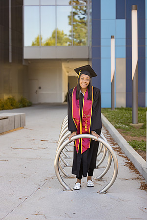 Grad Photos Cal State Dominguez Hills-019