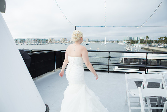 Hornblower Entertainer-130