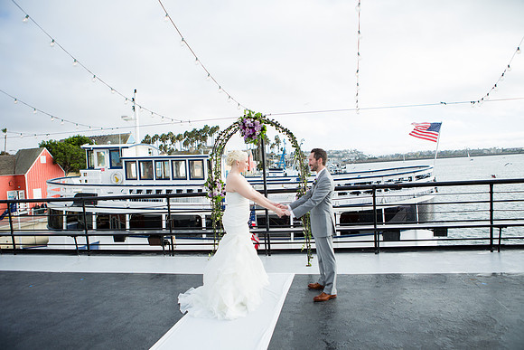 Hornblower Entertainer-169