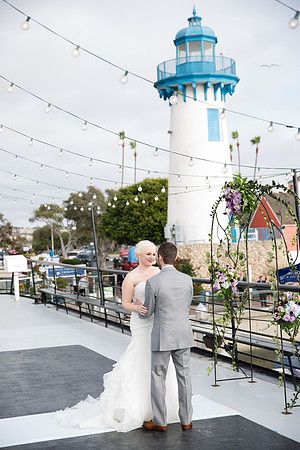 Hornblower Entertainer-154