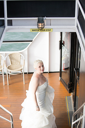 Hornblower Entertainer-180