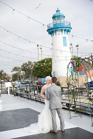 Hornblower Entertainer-156