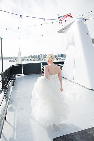 Hornblower Entertainer-178