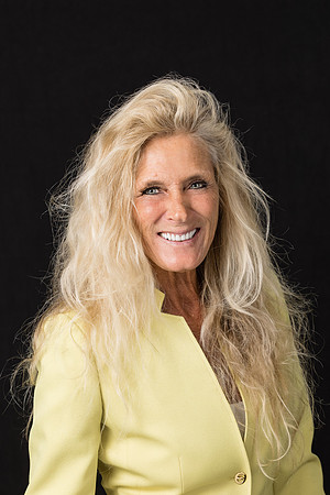 Headshot Photographers Long Beach-006