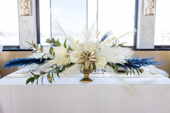 Entertainer Wedding Photos - City Experiences By Hornblower-018