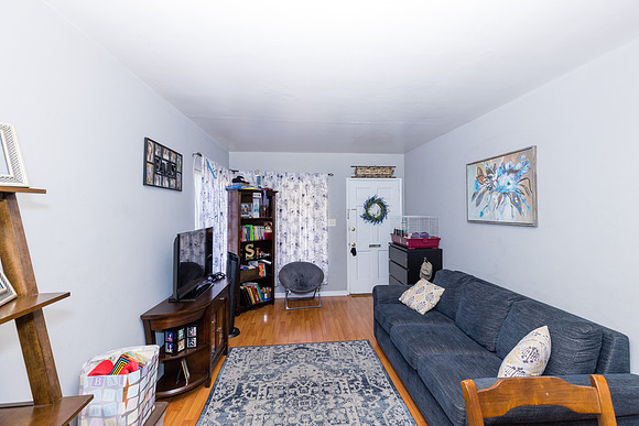 633 W Olive St-038