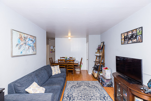 633 W Olive St-039