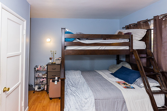 633 W Olive St-031