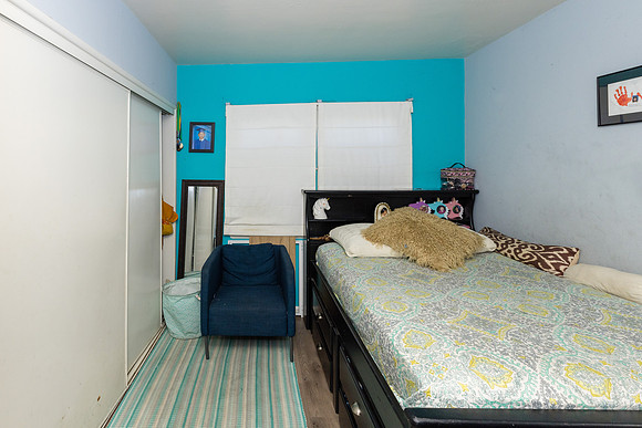 633 W Olive St-063
