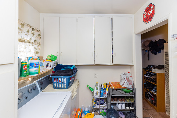 633 W Olive St-021