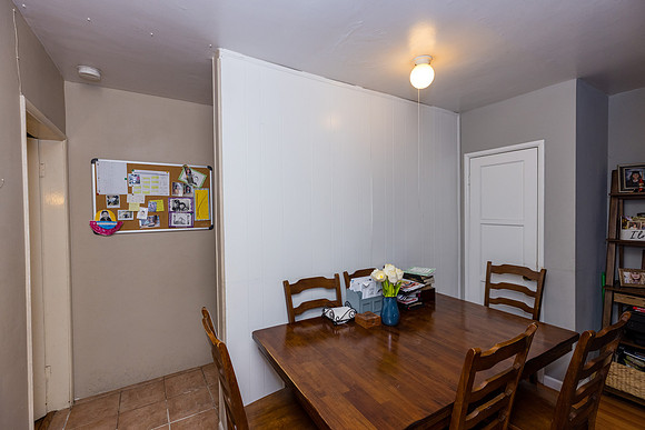 633 W Olive St-035