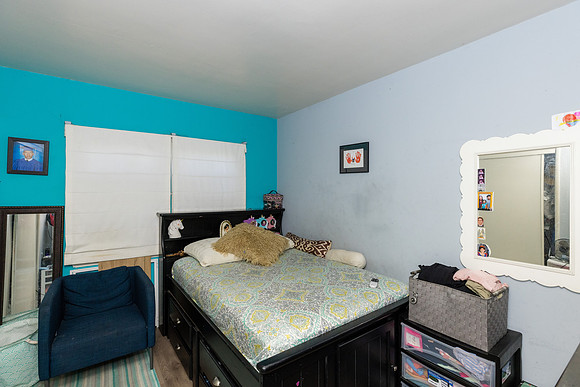 633 W Olive St-061