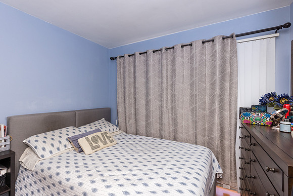 633 W Olive St-024