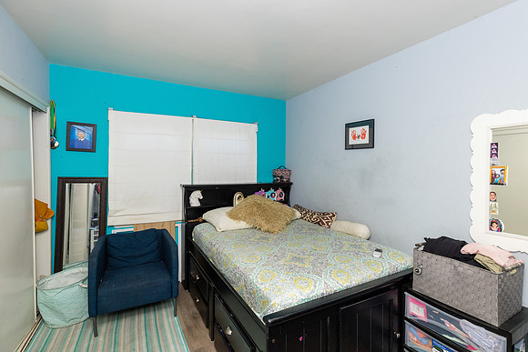 633 W Olive St-062