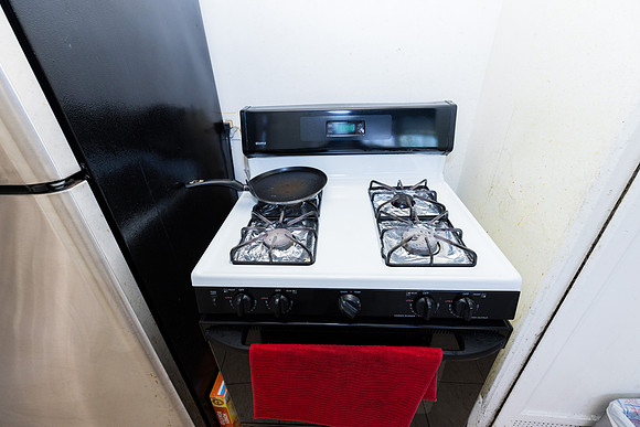 633 W Olive St-074