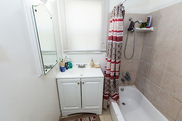 403 Walnut Street-30