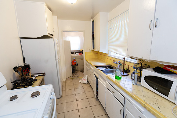 403 Walnut Street-39