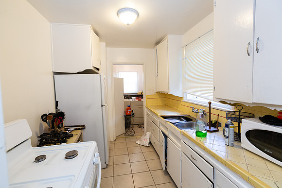 403 Walnut Street-40