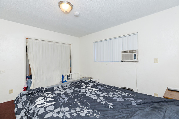 624 W 16th St San Pedro -103