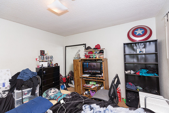 624 W 16th St San Pedro -37