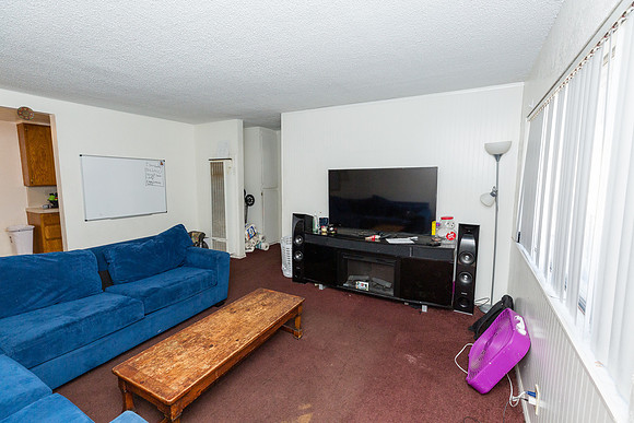 624 W 16th St San Pedro -111