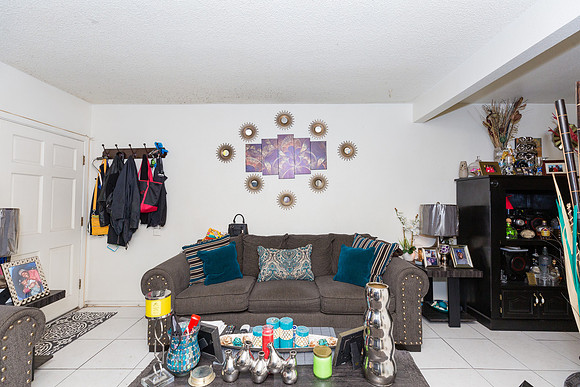 624 W 16th St San Pedro -81