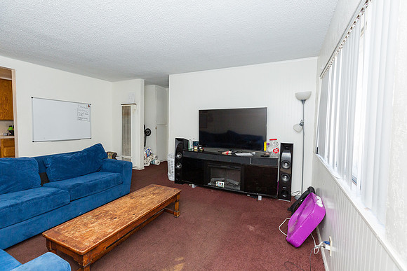 624 W 16th St San Pedro -112