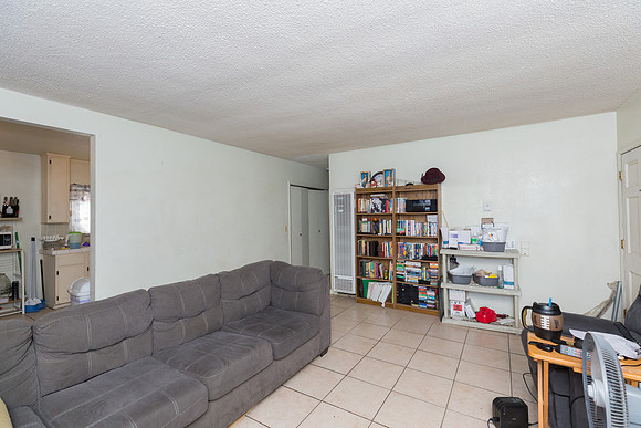 624 W 16th St San Pedro -24