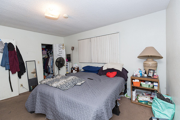 624 W 16th St San Pedro -36