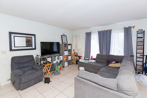624 W 16th St San Pedro -15