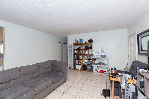624 W 16th St San Pedro -26