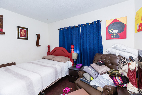 624 W 16th St San Pedro -58