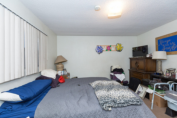 624 W 16th St San Pedro -34