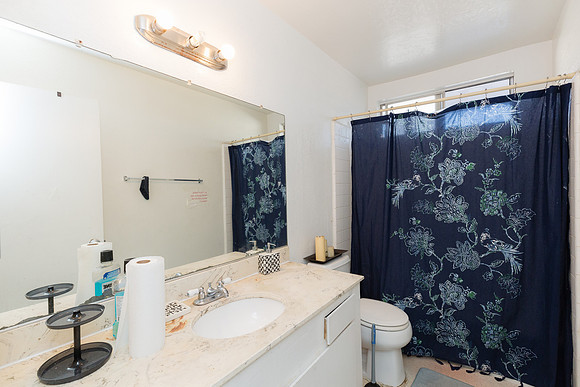 624 W 16th St San Pedro -90