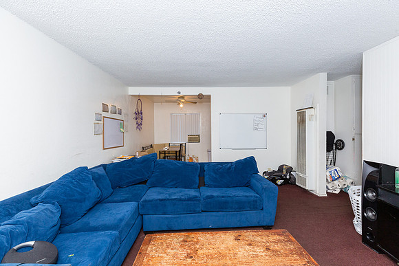 624 W 16th St San Pedro -105