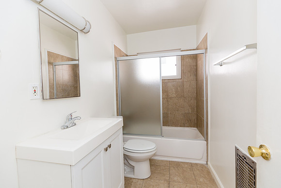 7949 Romaine St Real Estate Photographer Los Angeles-8