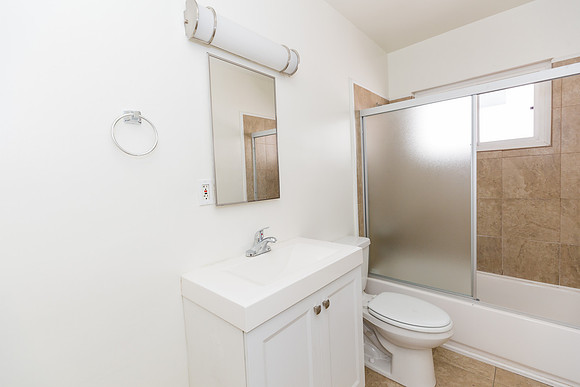7949 Romaine St Real Estate Photographer Los Angeles-9