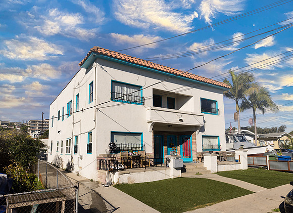 2721 S Dennison Ave-005