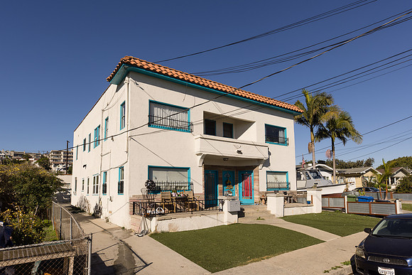 2721 S Dennison Ave-010