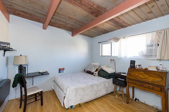 259 N Burlington Ave Los Angeles -073