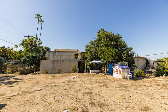 259 N Burlington Ave Los Angeles -039