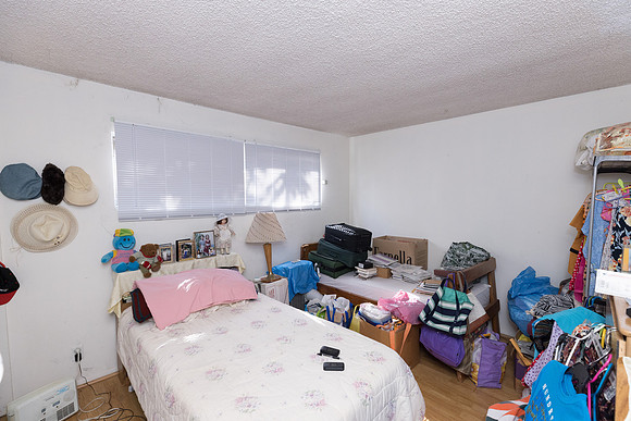 259 N Burlington Ave Los Angeles -010