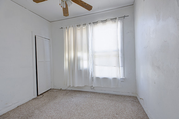 5847 Ernest Ave-065