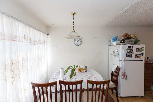 259 N Burlington Ave Los Angeles -019