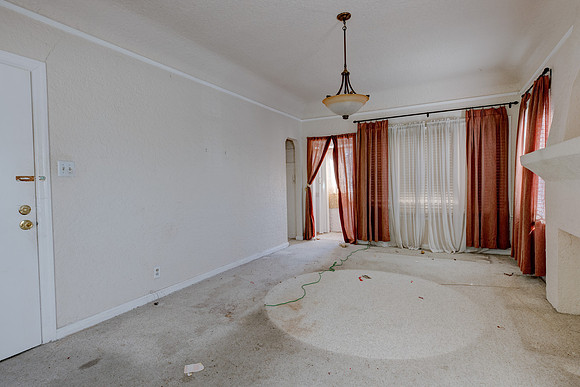 5847 Ernest Ave-077