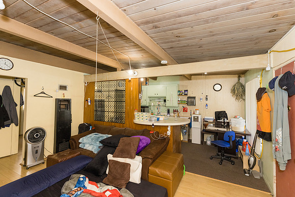 259 N Burlington Ave Los Angeles -066