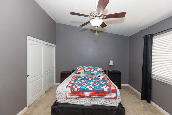 1 1275 E Broadway  -004