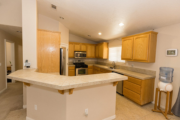 1 1275 E Broadway  -030