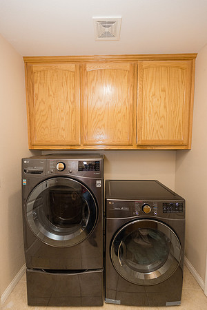 1 1275 E Broadway  -050