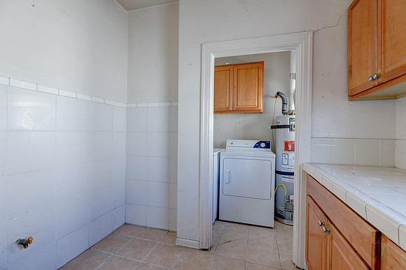 5847 Ernest Ave-061
